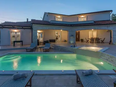 Villa für 8 Personen (200 m²) in Vižinada 1/10 Villa für 8 Personen (200 m²) in Vižinada 1/10