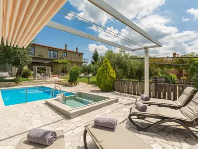 Villa für 8 Personen (250 m²) in Vižinada 1/10 Villa für 8 Personen (250 m²) in Vižinada 1/10
