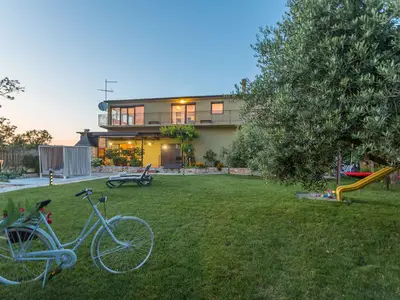 Villa für 8 Personen (250 m²) in Vižinada 8/10 Villa für 8 Personen (250 m²) in Vižinada 8/10