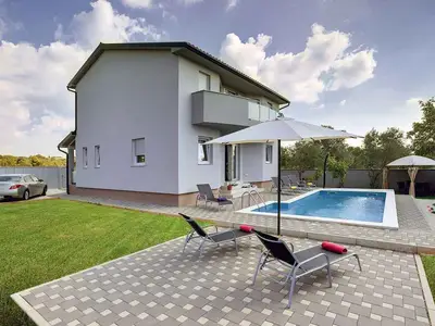 Villa für 8 Personen (200 m²) in Vodnjan 1/10