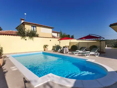 Villa für 8 Personen (250 m²) in Vodnjan 3/10