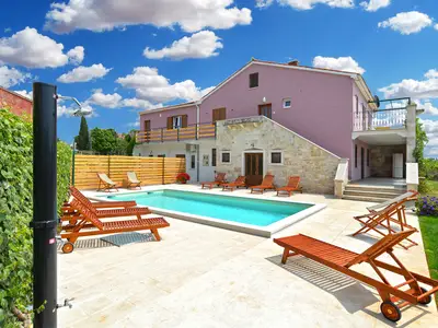 Villa für 16 Personen (240 m²) in Vodnjan 1/10