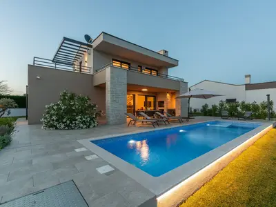 Villa für 6 Personen (160 m²) in Vošteni 6/10