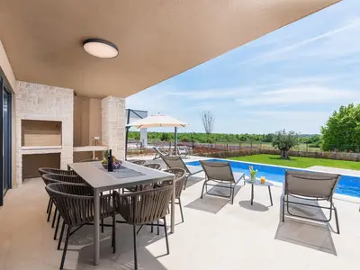 Villa für 6 Personen (160 m²) in Vošteni 8/10