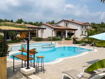 Villa für 12 Personen (400 m²) in Vranje Selo 9/10 Villa für 12 Personen (400 m²) in Vranje Selo 9/10