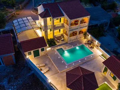 Villa für 8 Personen (160 m²) in Vrsine 7/10