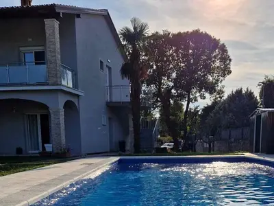 Villa für 6 Personen (160 m²) in Vrvari 1/10