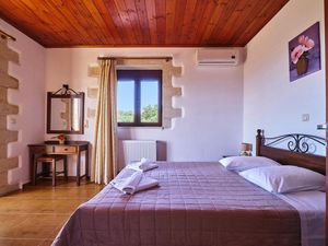 23291778-Villa-6-Xirokambi (Kreta)-300x225-5