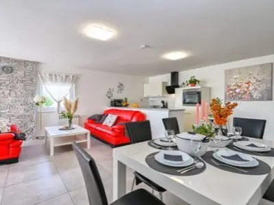 DiningRoom