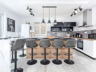 Villa für 8 Personen (130 m²) in Zbandaj 6/10