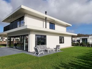 Villa für 8 Personen (228 m²) in Zeewolde