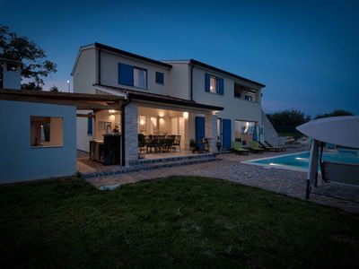 Villa für 11 Personen (250 m²) in Žminj 8/10