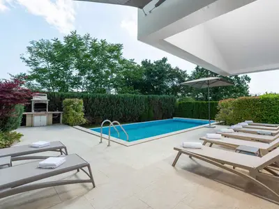 Villa für 12 Personen (350 m²) in Žminj 7/10