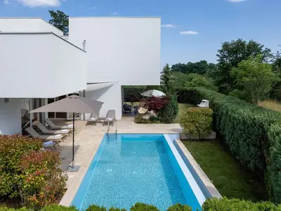 Villa für 12 Personen (350 m²) in Žminj 9/10