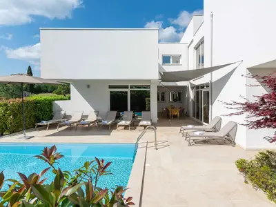 Villa für 12 Personen (350 m²) in Žminj 1/10
