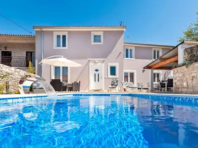 Villa für 8 Personen (160 m²) in Žminj 2/10