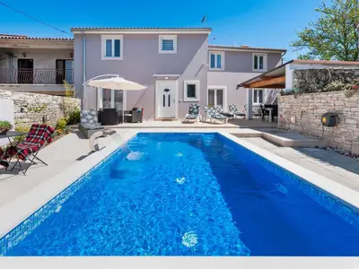 Villa für 8 Personen (160 m²) in Žminj 6/10