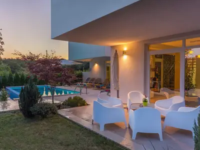 Villa für 12 Personen (350 m²) in Žminj 3/10