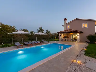 Villa für 8 Personen (125 m²) in Žminj 2/10