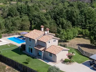Villa für 8 Personen (125 m²) in Žminj 10/10