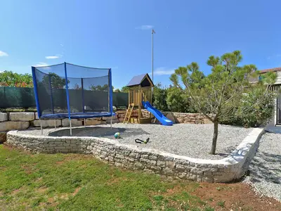 Villa für 14 Personen (280 m²) in Žminj 7/10