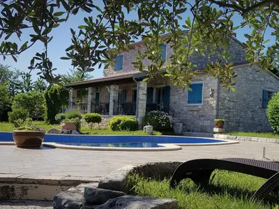 Villa für 9 Personen (200 m²) in Žminj 2/10