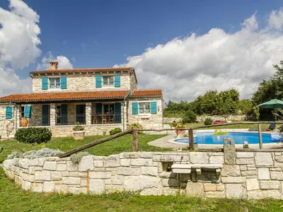 Villa für 9 Personen (200 m²) in Žminj 3/10