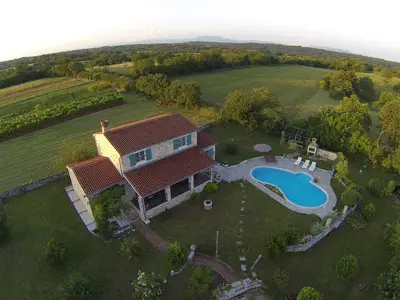 Villa für 9 Personen (200 m²) in Žminj 4/10