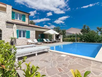 Villa für 12 Personen (278 m²) in Žminj 1/10