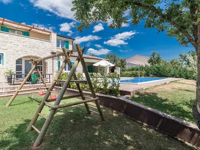 Villa für 12 Personen (278 m²) in Žminj 10/10