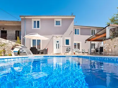 Villa für 8 Personen (160 m²) in Žminj 2/10
