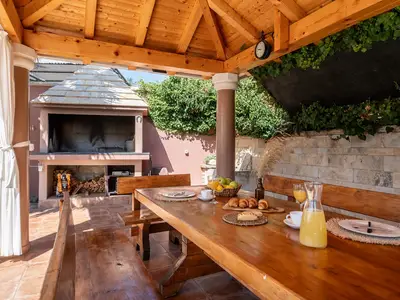 Villa für 7 Personen (160 m²) in Zrnovnica 6/10