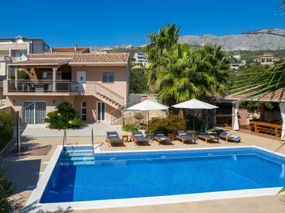 Villa für 7 Personen (160 m²) in Zrnovnica 8/10