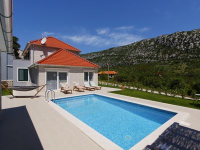 Villa für 8 Personen (237 m²) in Župa 2/10