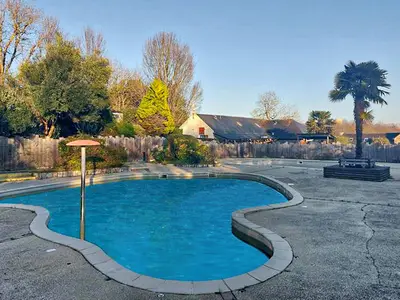 pool