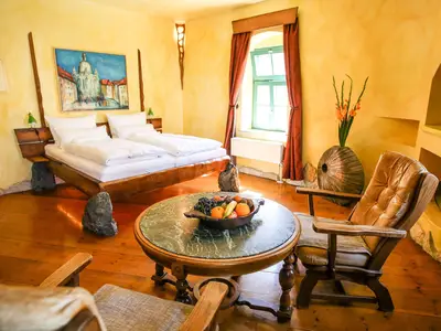 Zimmerbeispiel Steinzimmer