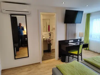 Zimmer für 2 Personen (22 m²) in Friedrichshafen 5/10