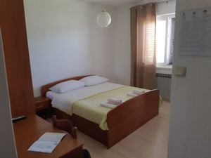 Zimmer für 2 Personen (13 m&sup2;) in Jakišnica