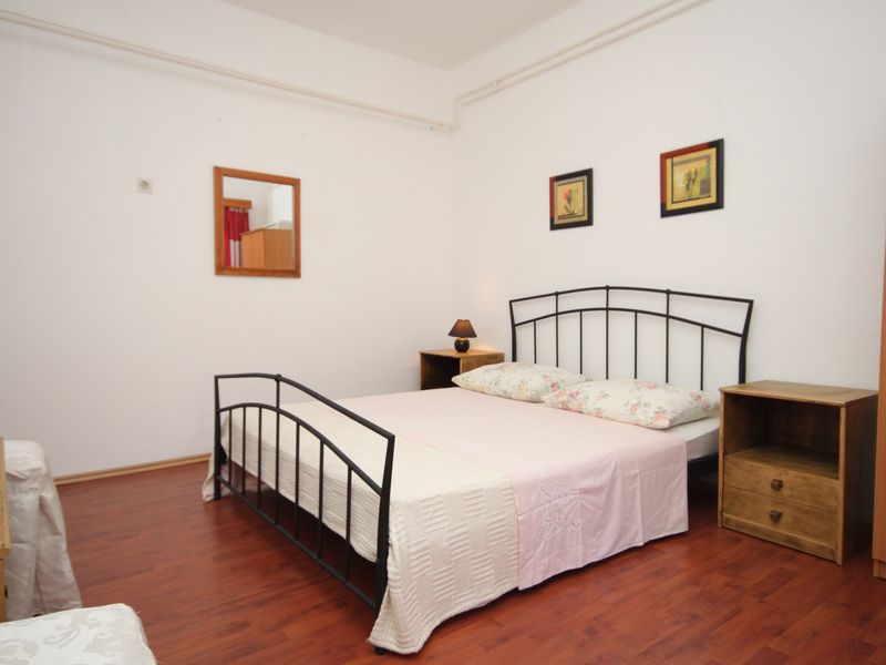 23926792-Zimmer-2-Mali Lošinj-800x600-2