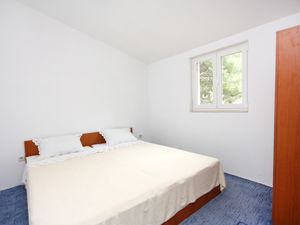 Zimmer für 2 Personen (14 m²) in Mljet