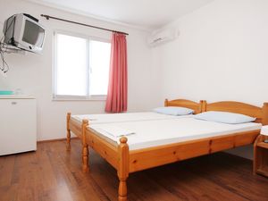 Zimmer für 2 Personen (18 m²) in Orebić