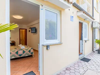 Zimmer für 3 Personen (25 m²) in Poreč 4/10