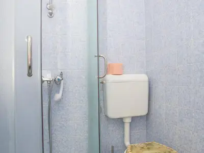 Zimmer für 2 Personen (13 m²) in Rab 7/10