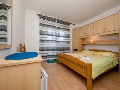 Zimmer für 2 Personen (18 m²) in Rab 2/10