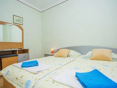 Zimmer für 2 Personen (25 m²) in Rab 10/10