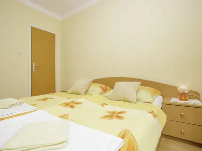 Zimmer für 2 Personen (25 m²) in Rab 9/10