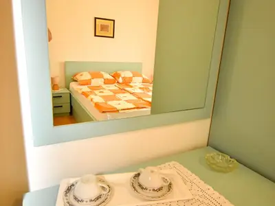 Zimmer für 2 Personen (16 m²) in Rab 5/10