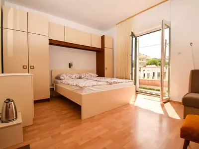 Zimmer für 2 Personen (16 m²) in Rab 5/10