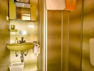 Zimmer für 2 Personen (16 m²) in Rab 8/10