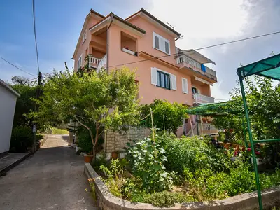 Zimmer für 2 Personen (15 m²) in Rab 1/10